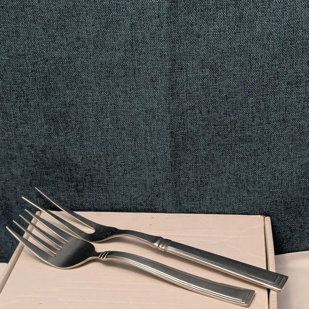 8 Pc HAMPTON SILVERSMITHS PORTFOLIO Serving Set | Glossy Hostess Completer 208